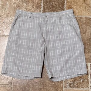 Bolle Golf Grayish Cream Colored Checkered Men's Shorts